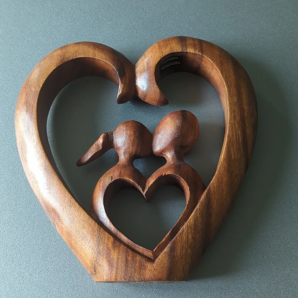 Hand Carved Suar Wood Kissing‎ Couple Abstract Heart Sculpture the love story